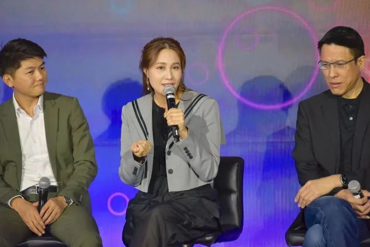 泰国知名科技博主 Chatpawee Trichachawanwong 分享,Global商业观察作者白桦/摄 图片